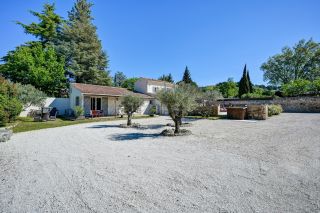 house 5 Rooms for sale on ST REMY DE PROVENCE (13210)