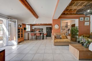 house 5 Rooms for sale on ST REMY DE PROVENCE (13210)