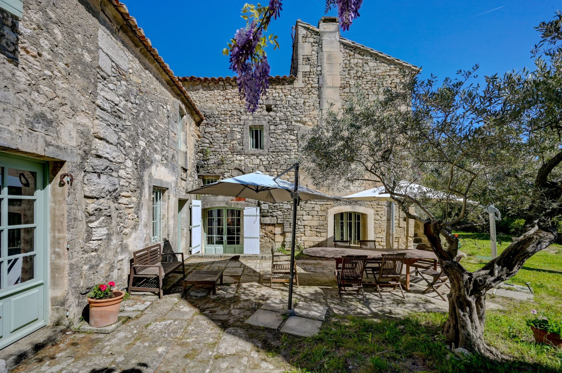 maison 13 Pièces en vente sur LES BAUX DE PROVENCE (13520)