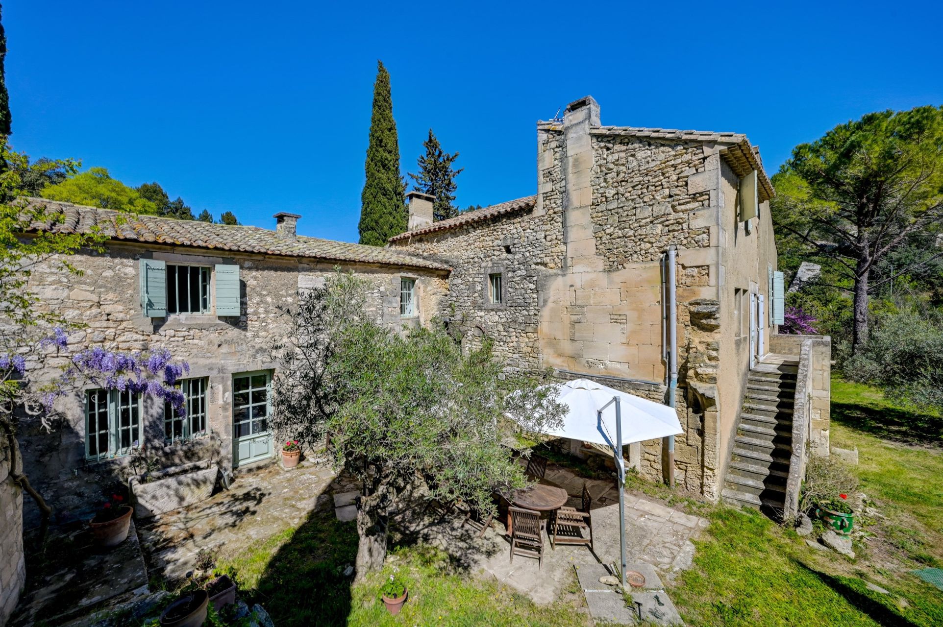 maison 13 Pièces en vente sur LES BAUX DE PROVENCE (13520)