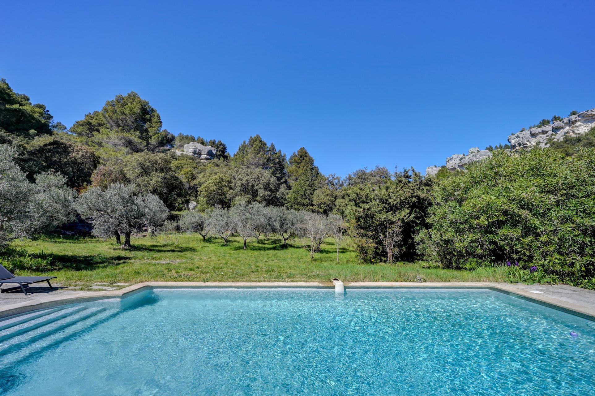 house 13 Rooms for sale on LES BAUX DE PROVENCE (13520)