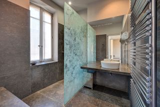 mansion (hôtel particulier) 14 Rooms for sale on AVIGNON (84000)