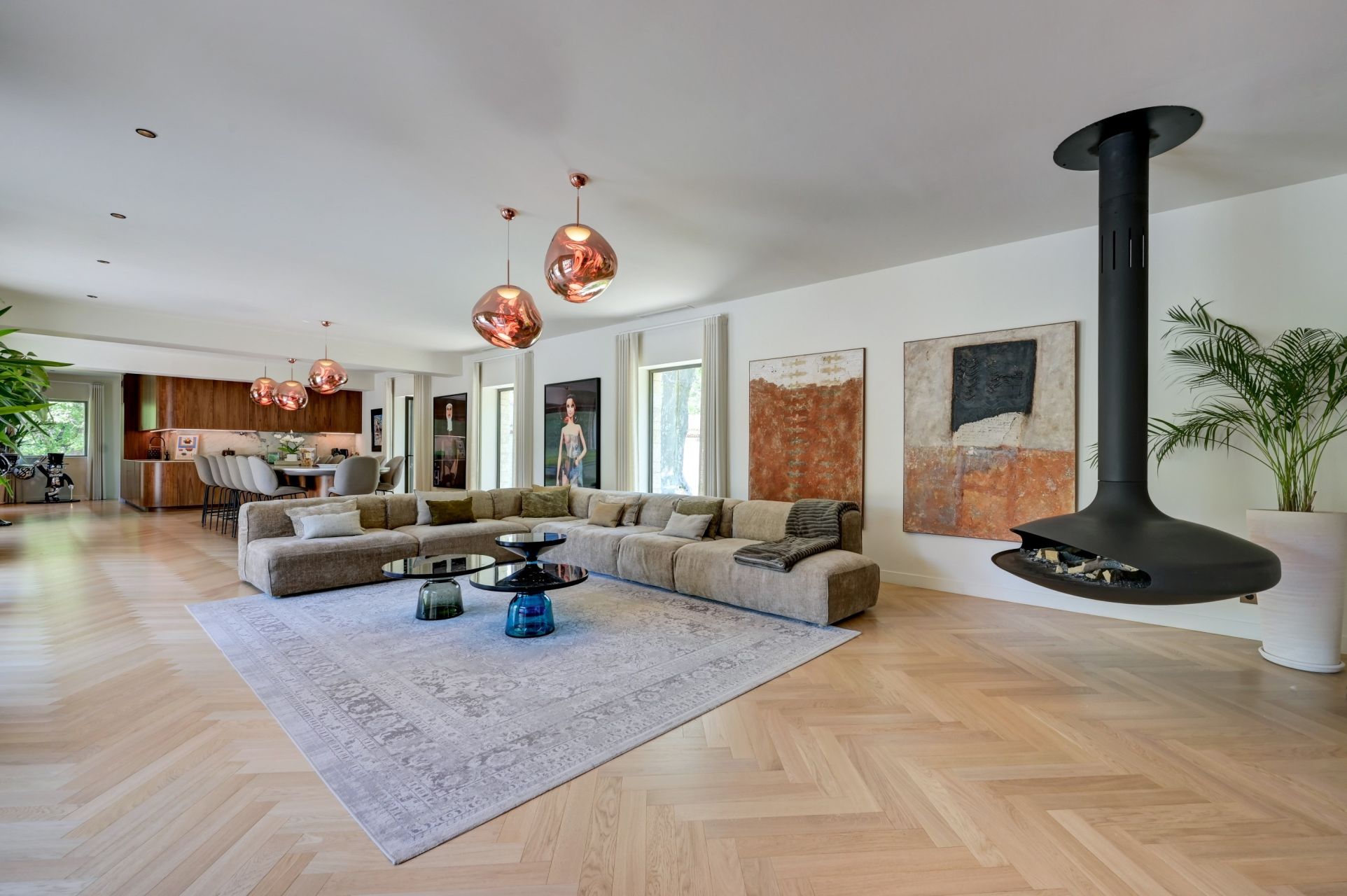 house 15 Rooms for sale on AIX EN PROVENCE (13100)