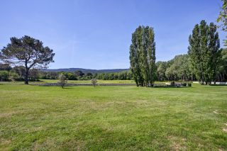 house 15 Rooms for sale on AIX EN PROVENCE (13100)