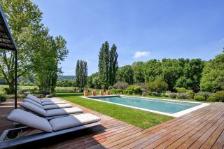 house 15 Rooms for sale on AIX EN PROVENCE (13100)