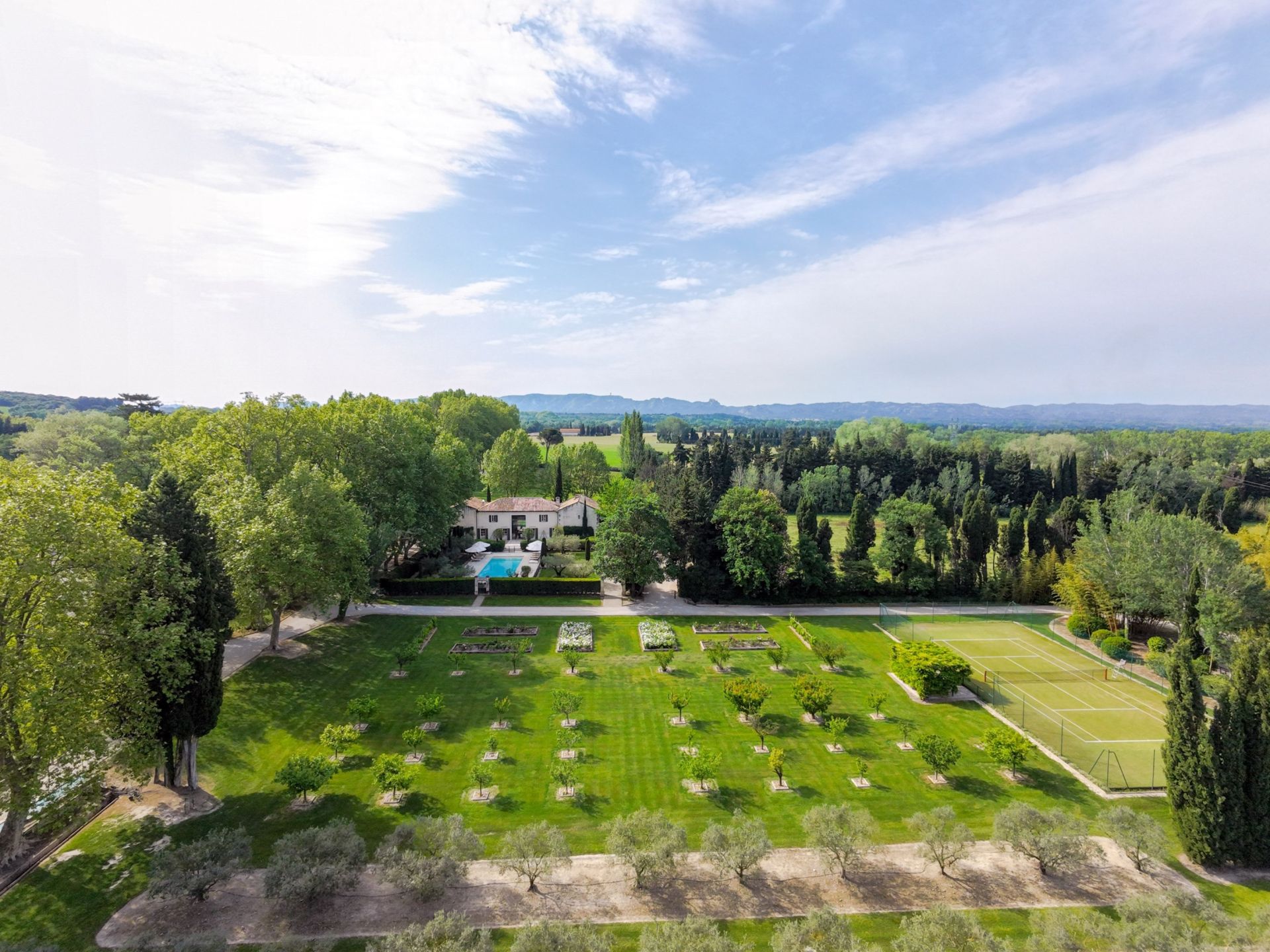 house 23 Rooms for sale on ST REMY DE PROVENCE (13210)