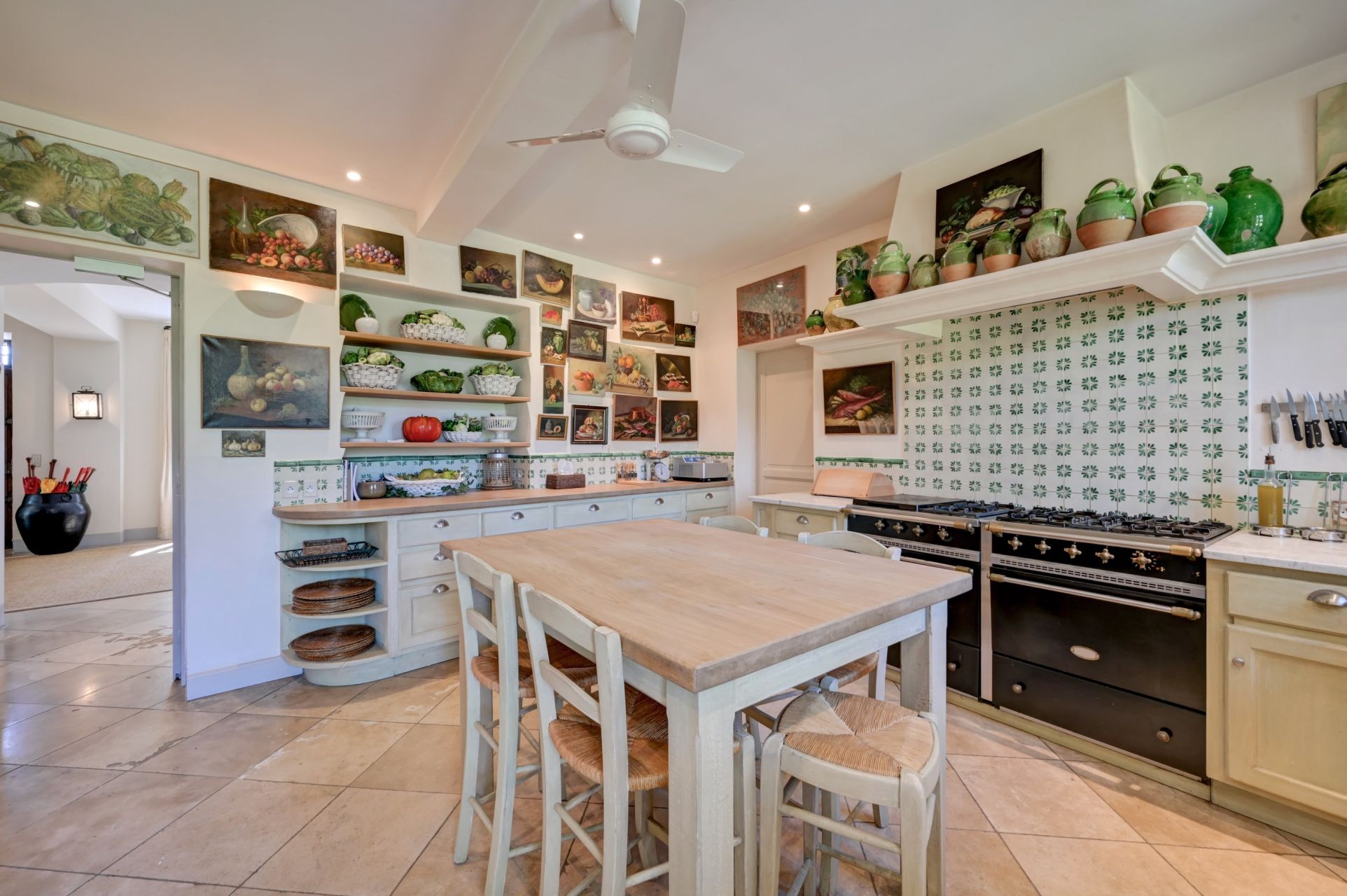 house 23 Rooms for sale on ST REMY DE PROVENCE (13210)