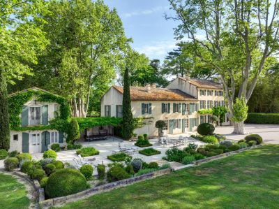 Sale House Saint-Rémy-de-Provence 23&nbsp;Rooms 1006&nbsp;m²