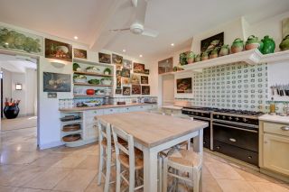 house 23 Rooms for sale on ST REMY DE PROVENCE (13210)
