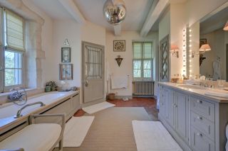 house 23 Rooms for sale on ST REMY DE PROVENCE (13210)