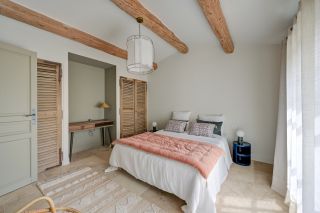 mas 8 Pièces en vente sur EYGALIERES (13810)