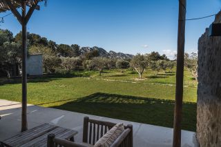 house 8 Rooms for sale on EYGALIERES (13810)