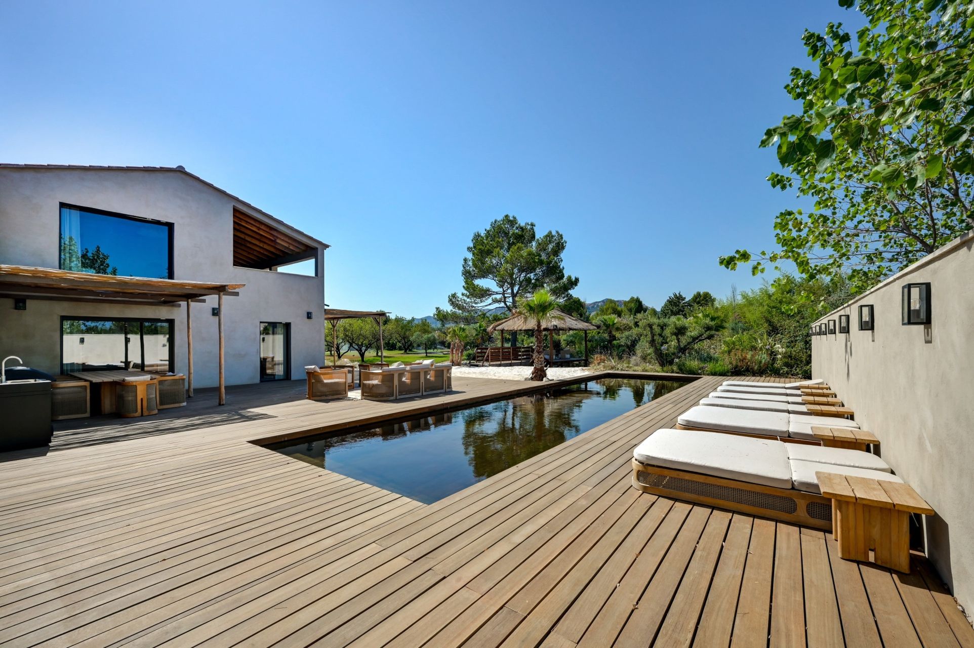 maison 8 Pièces en vente sur EYGALIERES (13810)
