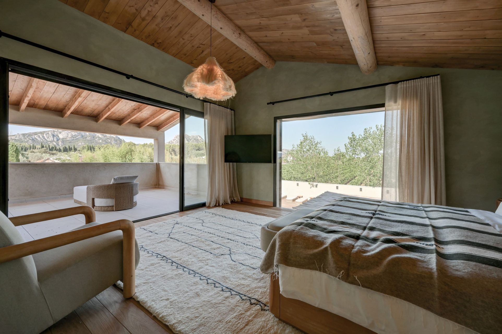 maison 8 Pièces en vente sur EYGALIERES (13810)