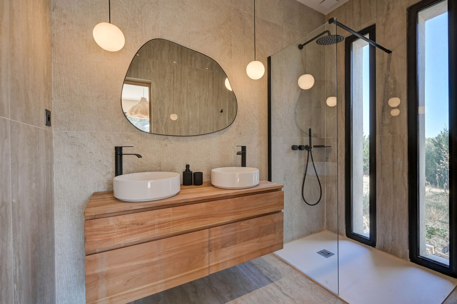 maison 8 Pièces en vente sur EYGALIERES (13810)