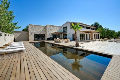 Vente Maison Eygalières 8&nbsp;Pièces 385&nbsp;m²