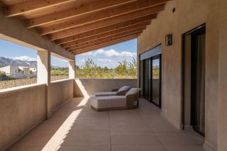 house 8 Rooms for sale on EYGALIERES (13810)
