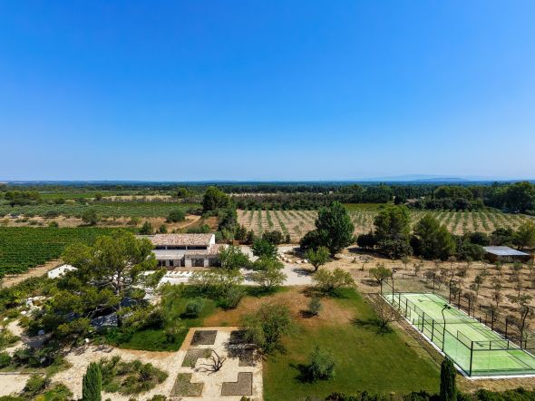 Vente Maison Eygalières 8&nbsp;Pièces 385&nbsp;m²