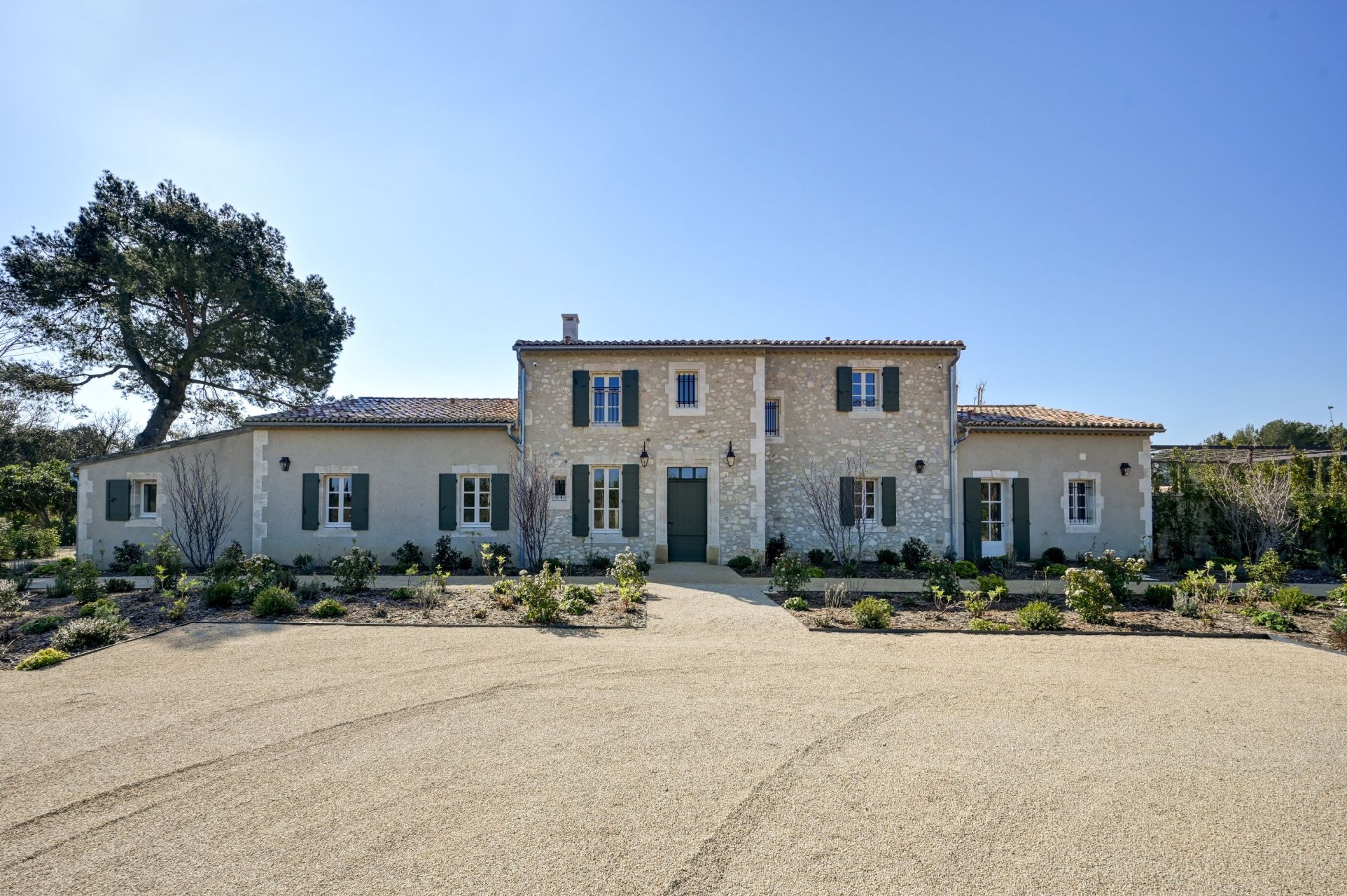 maison 10 Pièces en vente sur EYGALIERES (13810)