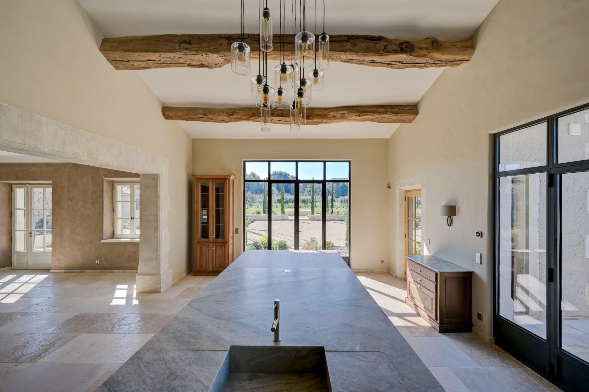 maison 10 Pièces en vente sur EYGALIERES (13810)
