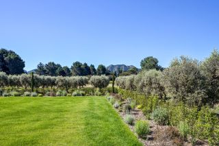 house 10 Rooms for sale on EYGALIERES (13810)