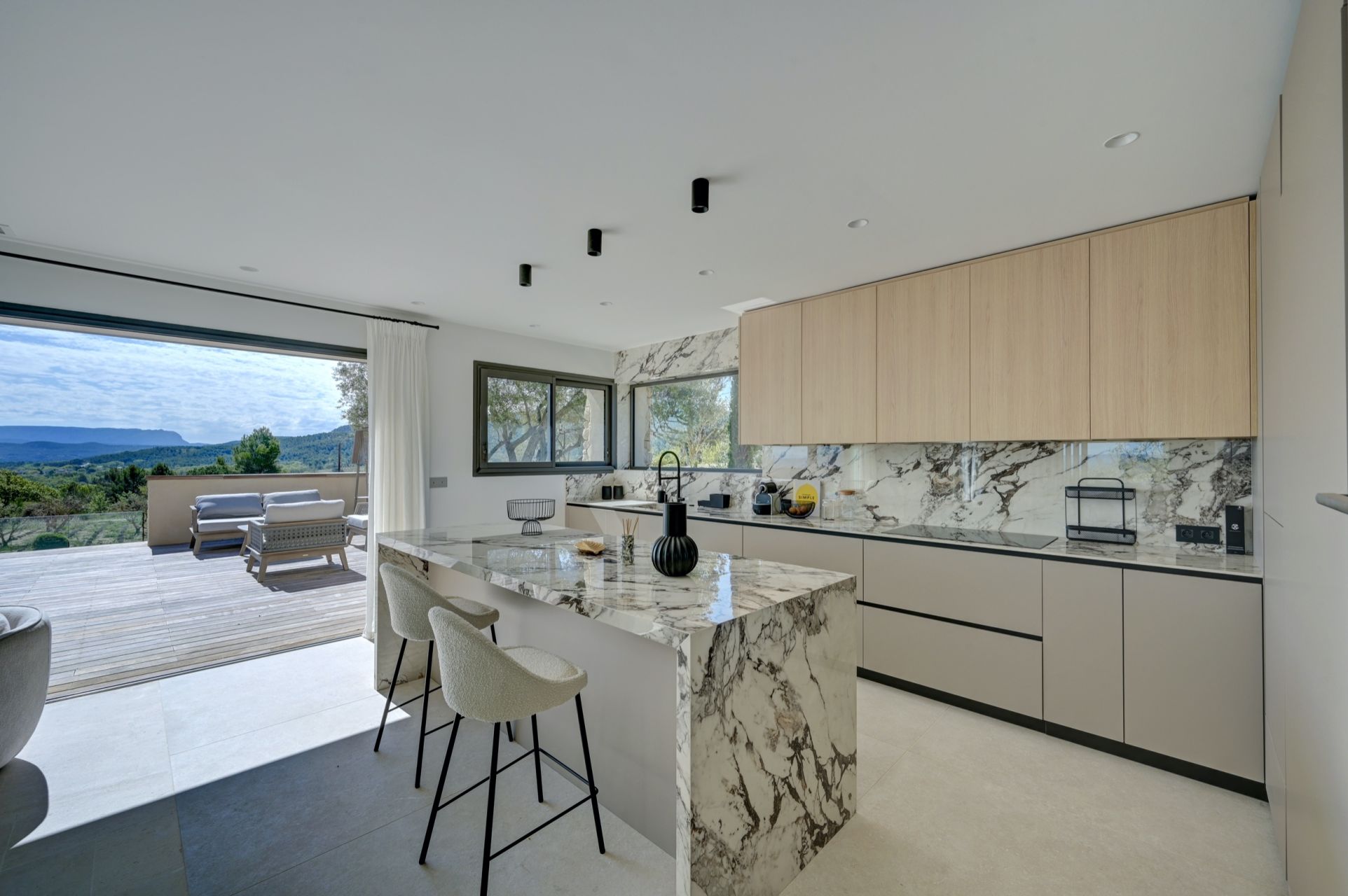 maison 10 Pièces en vente sur AIX EN PROVENCE (13100)