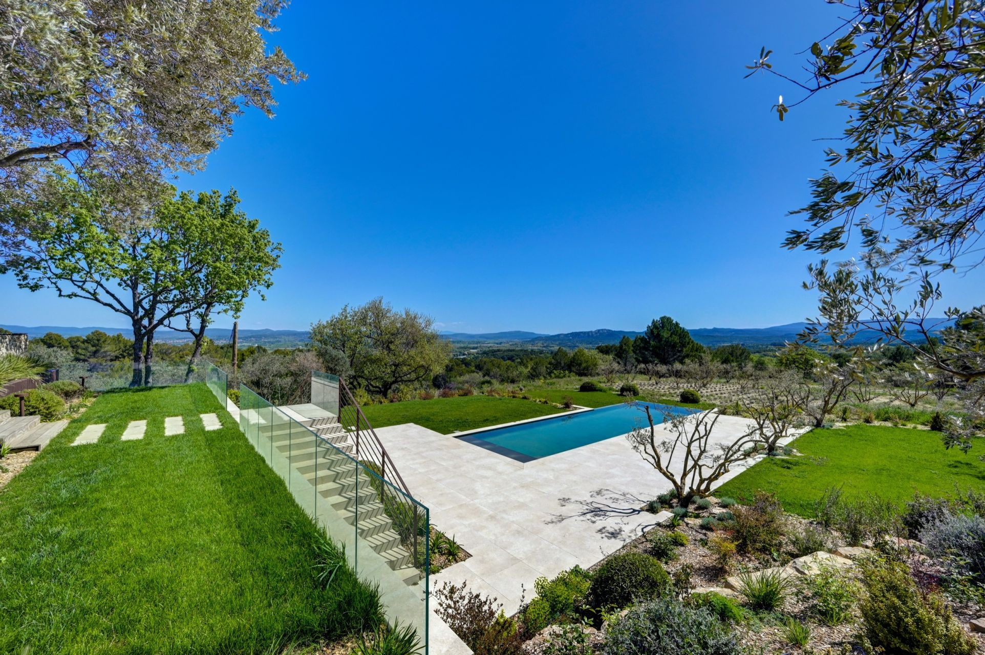 maison 10 Pièces en vente sur AIX EN PROVENCE (13100)