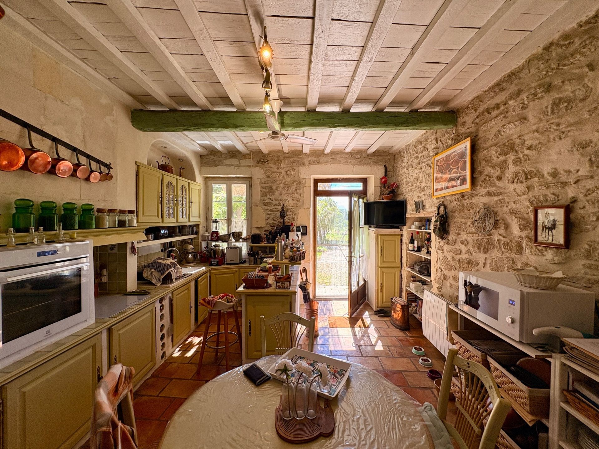 maison 8 Pièces en vente sur ST ETIENNE DU GRES (13103)