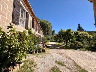 maison 8 Pièces en vente sur ST ETIENNE DU GRES (13103)