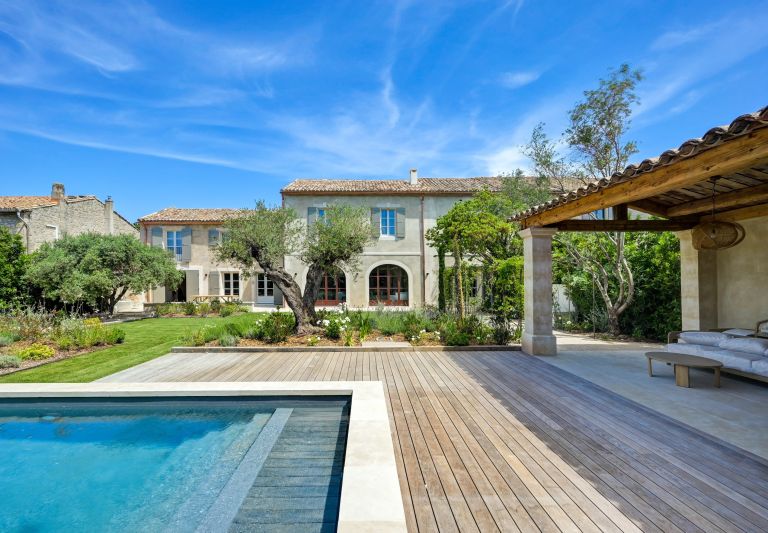 mas 6 Pièces en vente sur MAUSSANE LES ALPILLES (13520)