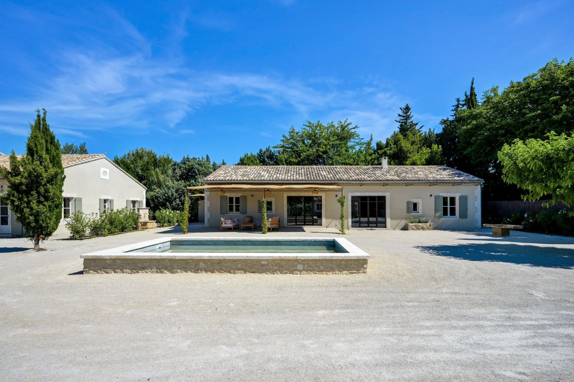 house 10 Rooms for sale on ST REMY DE PROVENCE (13210)