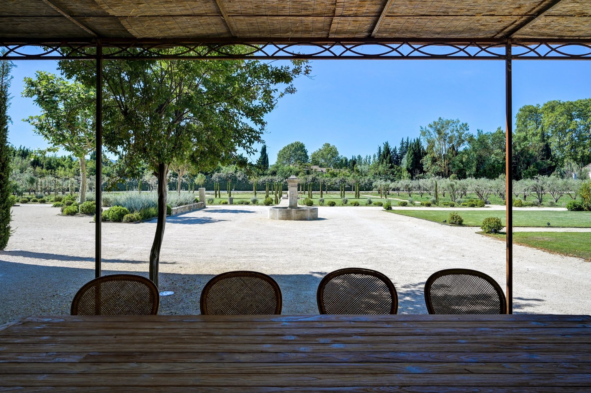 house 10 Rooms for sale on ST REMY DE PROVENCE (13210)