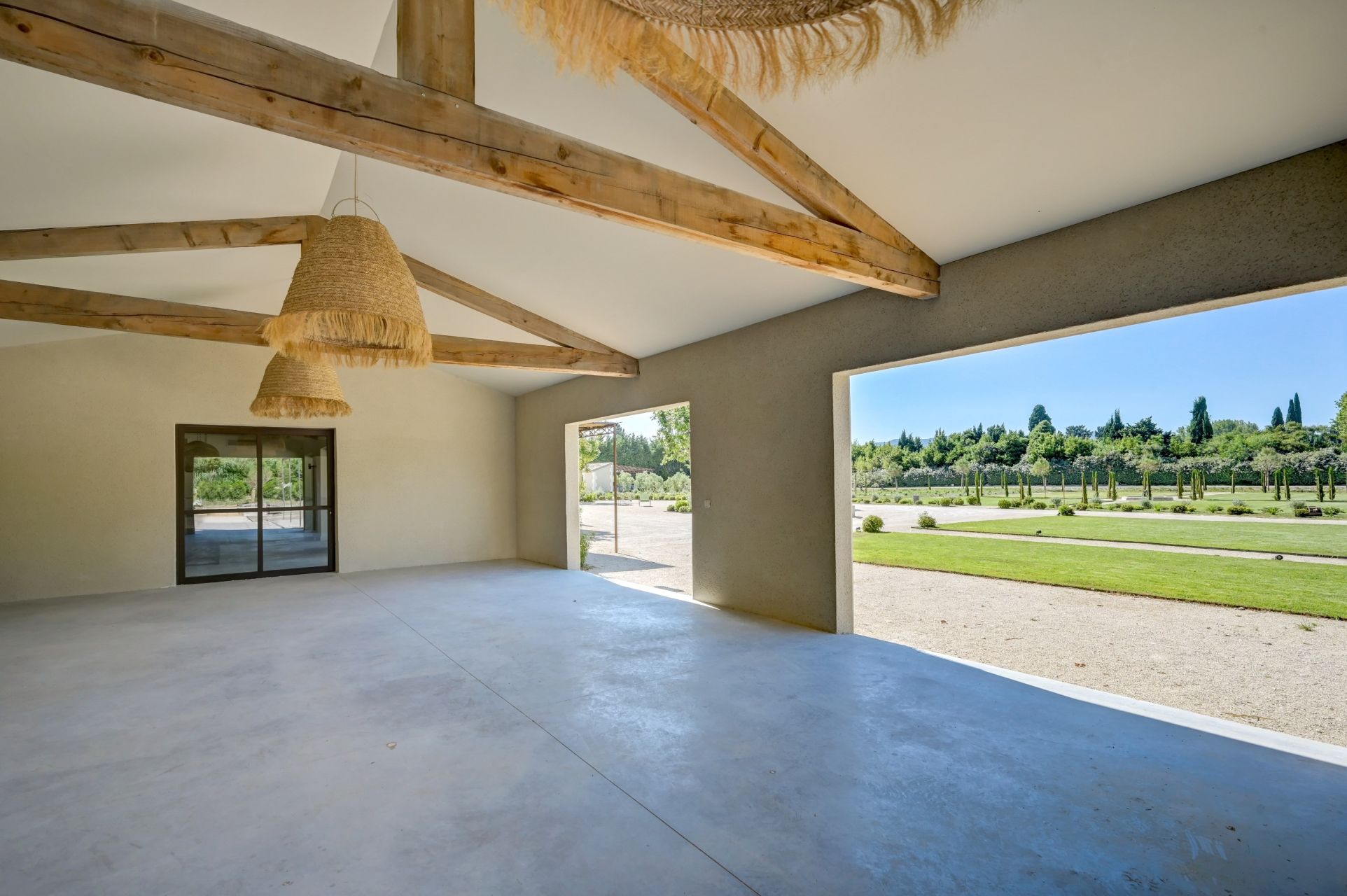 house 10 Rooms for sale on ST REMY DE PROVENCE (13210)