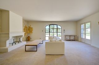 house 10 Rooms for sale on ST REMY DE PROVENCE (13210)