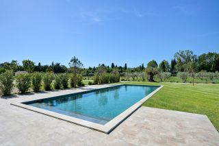 house 10 Rooms for sale on ST REMY DE PROVENCE (13210)