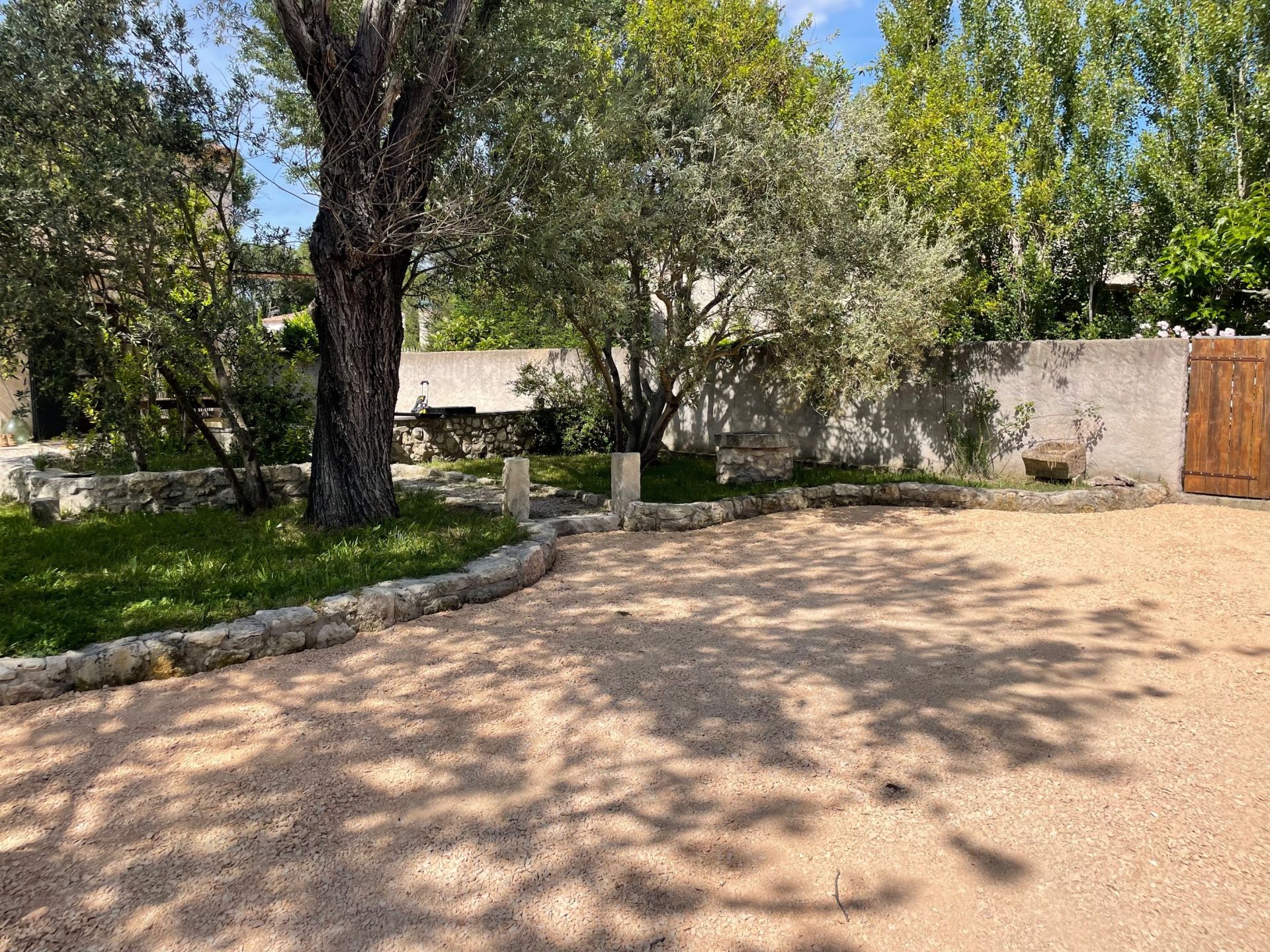 house 5 Rooms for sale on PARADOU (13520)