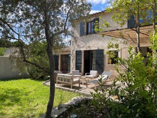 house 5 Rooms for sale on PARADOU (13520)
