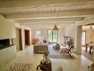 house 5 Rooms for sale on PARADOU (13520)