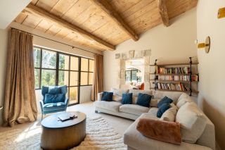 mas 13 Rooms for sale on MAUSSANE LES ALPILLES (13520)