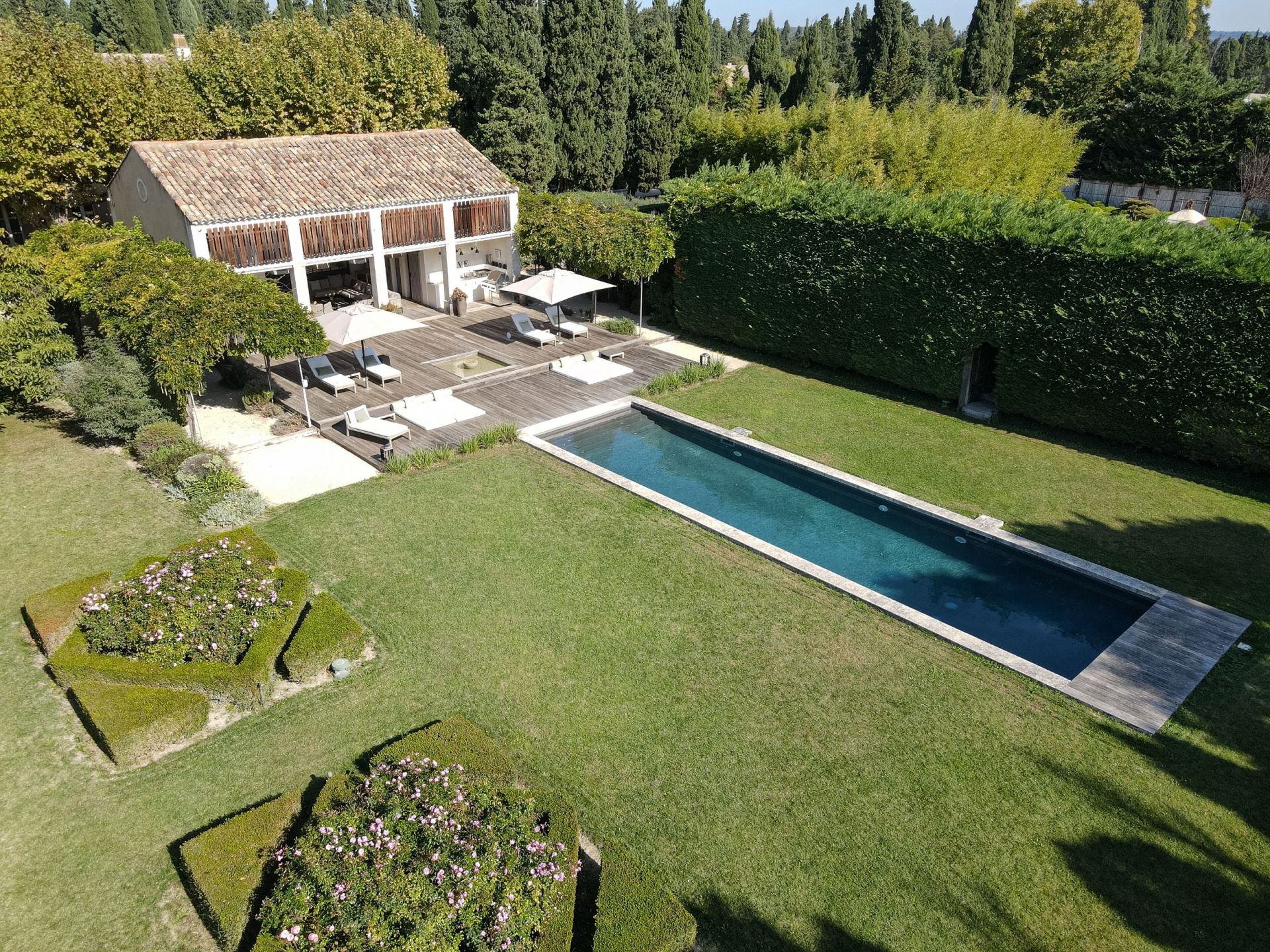 mas 12 Rooms for seasonal rent on ST REMY DE PROVENCE (13210)