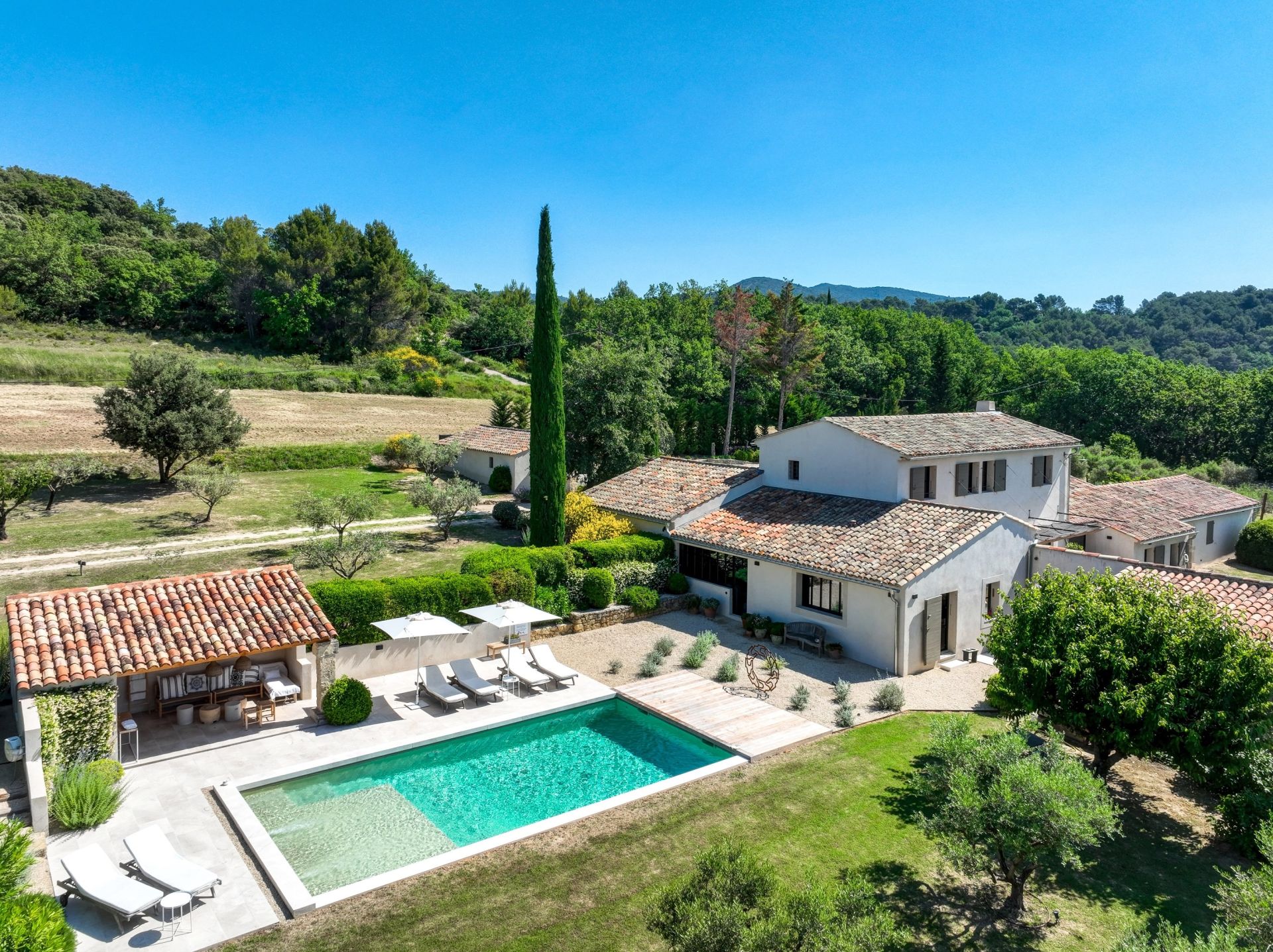 maison 8 Pièces en vente sur AIX EN PROVENCE (13100)