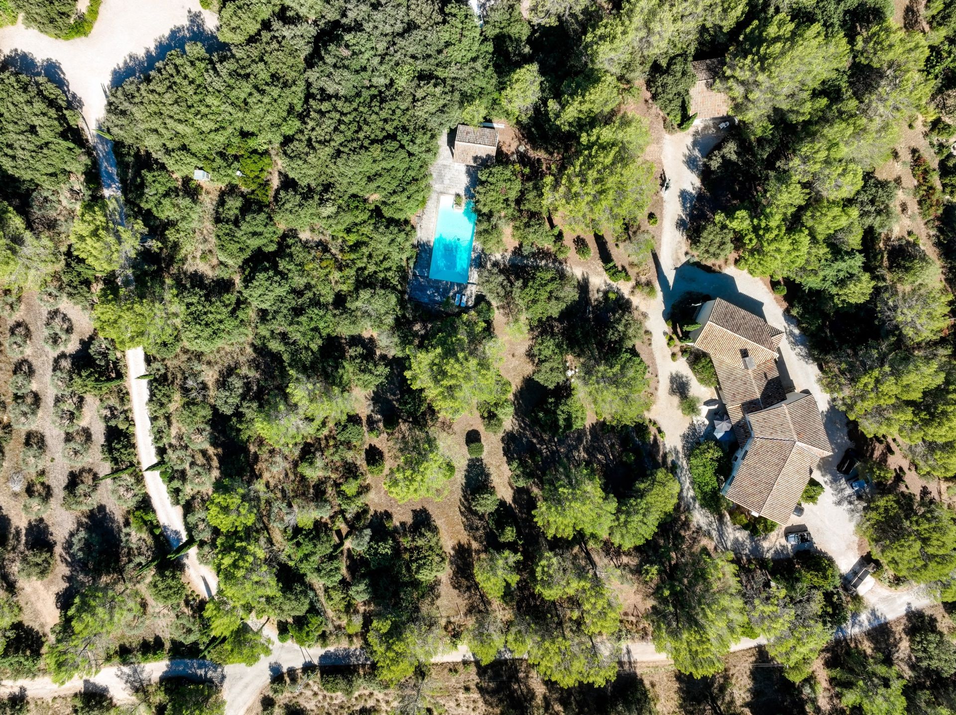 house 10 Rooms for sale on EYGALIERES (13810)
