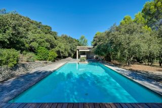 house 10 Rooms for sale on EYGALIERES (13810)