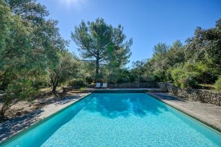 house 10 Rooms for sale on EYGALIERES (13810)