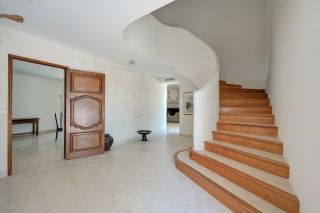 house 10 Rooms for sale on EYGALIERES (13810)