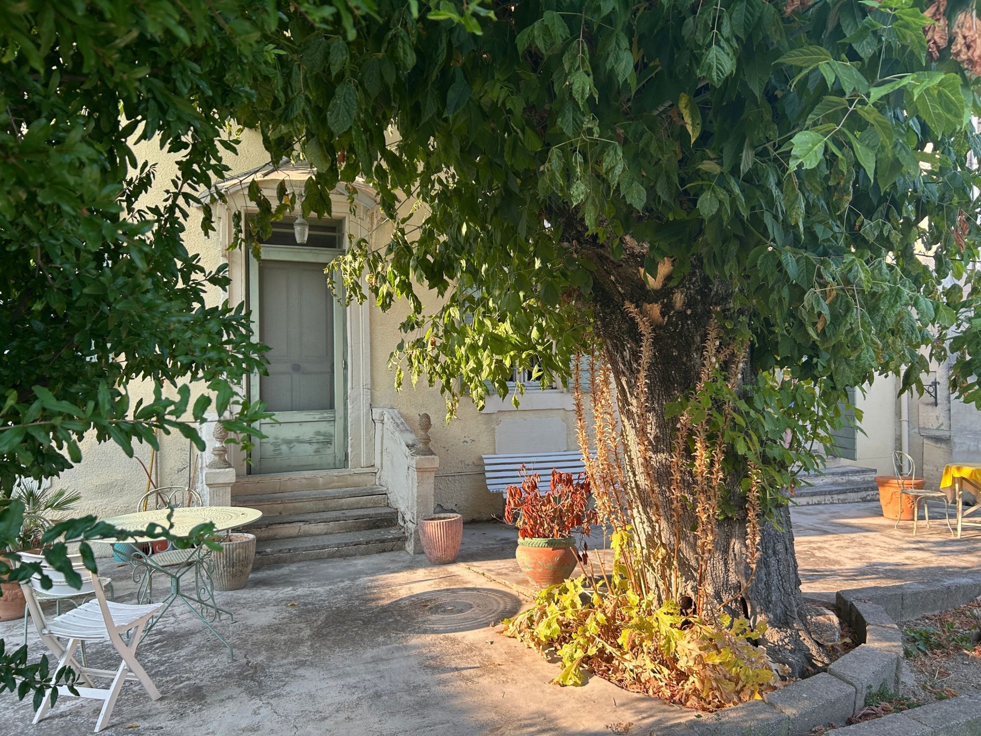  5 Rooms for sale on ST REMY DE PROVENCE (13210)