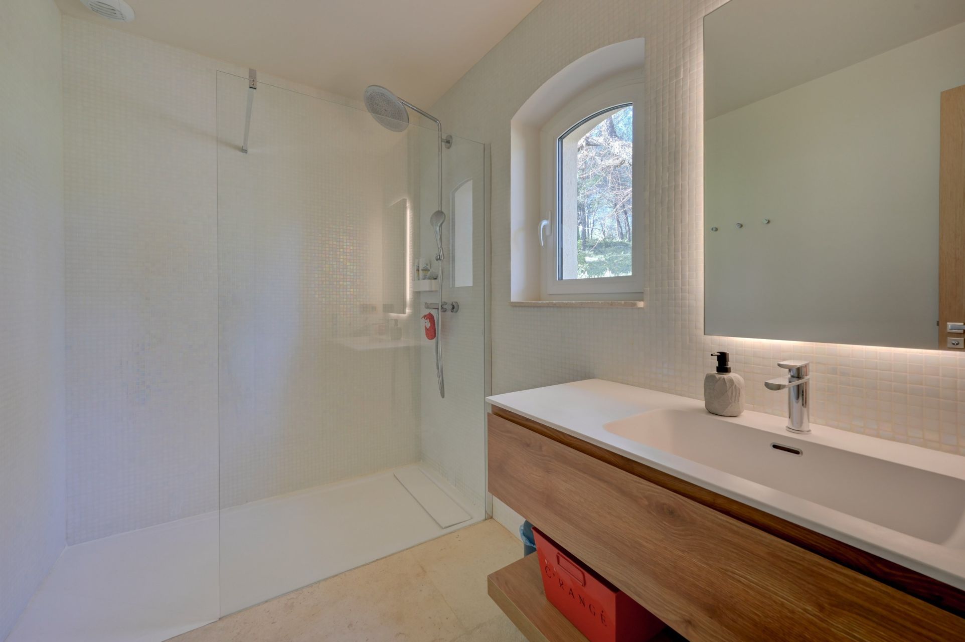 house 10 Rooms for rent on AIX EN PROVENCE (13100)