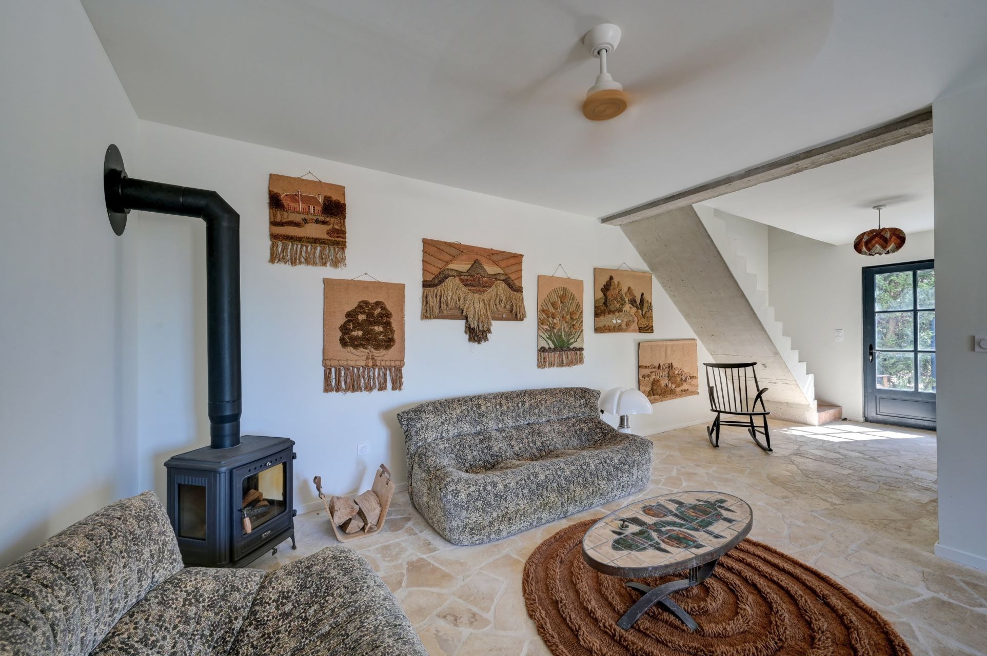 mas 12 Rooms for sale on FONTVIEILLE (13990)