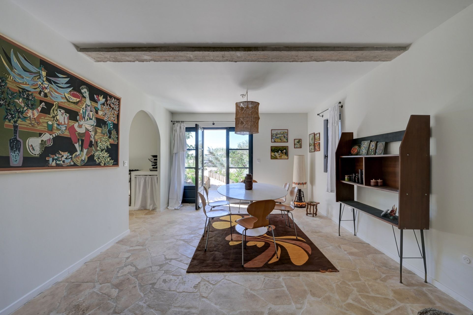 mas 12 Rooms for sale on FONTVIEILLE (13990)