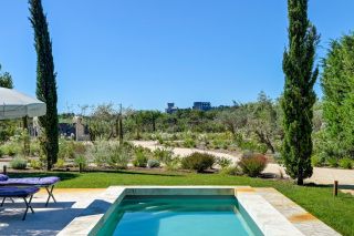 mas 12 Rooms for sale on FONTVIEILLE (13990)